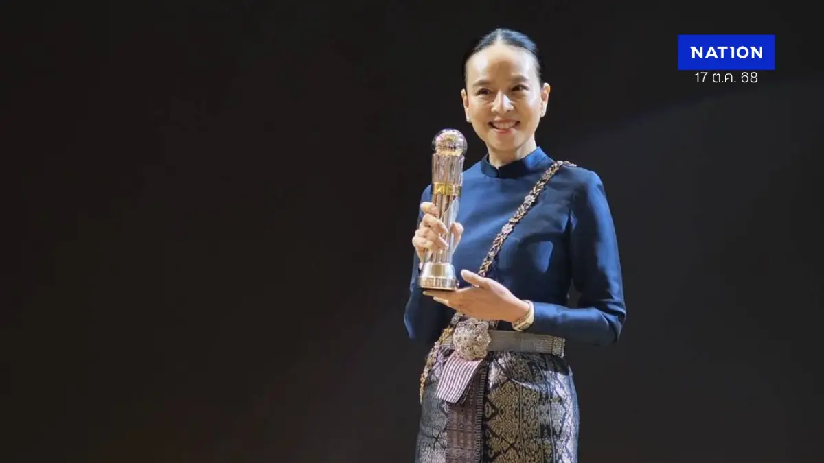 "มาดามแป้ง" สร้างประวัติศาสตร์! สมาคมฟุตบอลไทยผงาดคว้า Diamond 2 ปีซ้อน "มาดามแป้ง" สร้างประวัติศาสตร์! สมาคมฟุตบอลไทยผงาดคว้า Diamond 2 ปีซ้อน