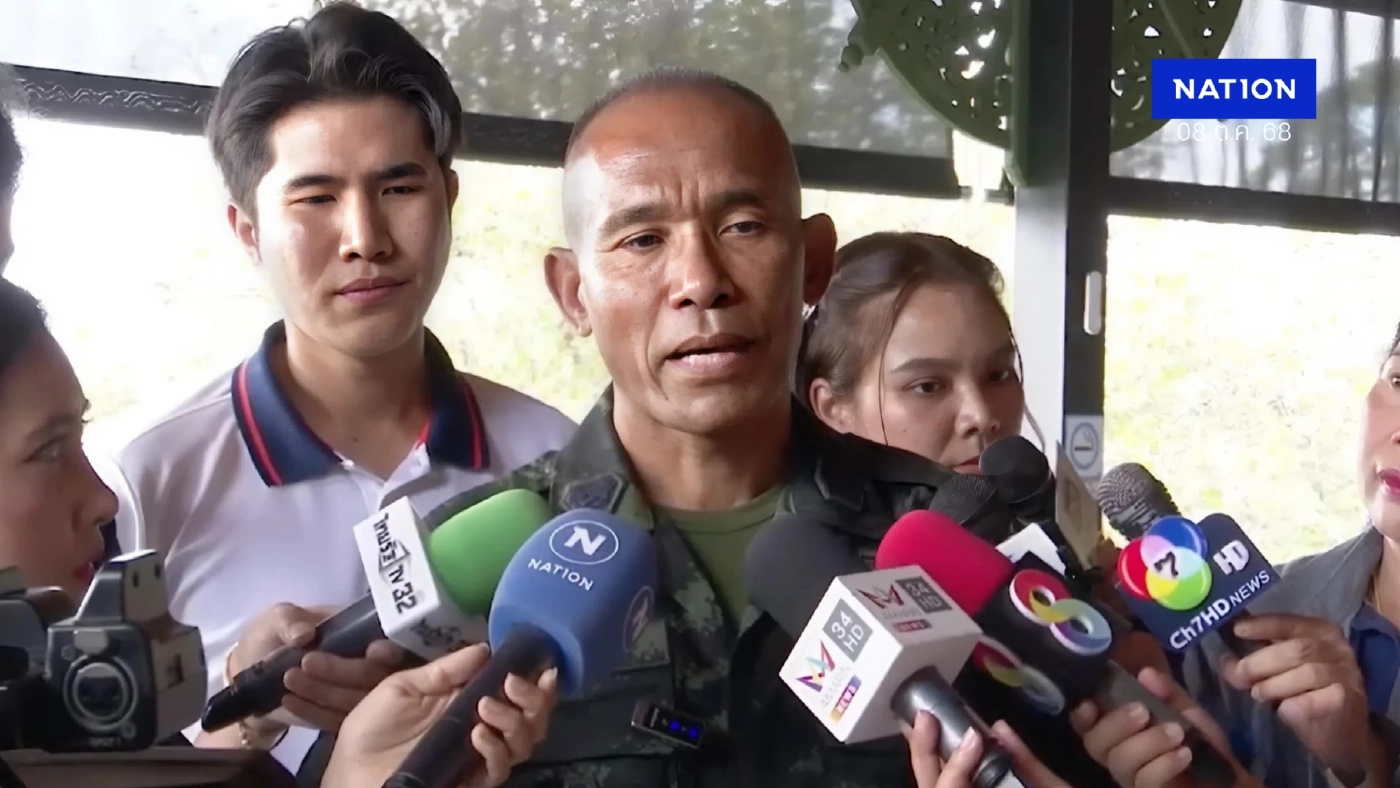 พบกัมพูชาวอร์มรถถัง “รองณัฐ” ยันพื้นที่ภาค 2 ไม่มีอะไรน่าห่วง พบกัมพูชาวอร์มรถถัง “รองณัฐ” ยันพื้นที่ภาค 2 ไม่มีอะไรน่าห่วง