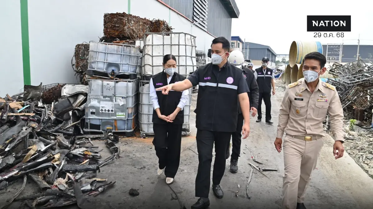 “ธนกร” ส่งทีม “เต็มเหนี่ยว” ปิดโรงงานเถื่อนกลางเมืองสมุทรสาคร “ธนกร” ส่งทีม “เต็มเหนี่ยว” ปิดโรงงานเถื่อนกลางเมืองสมุทรสาคร