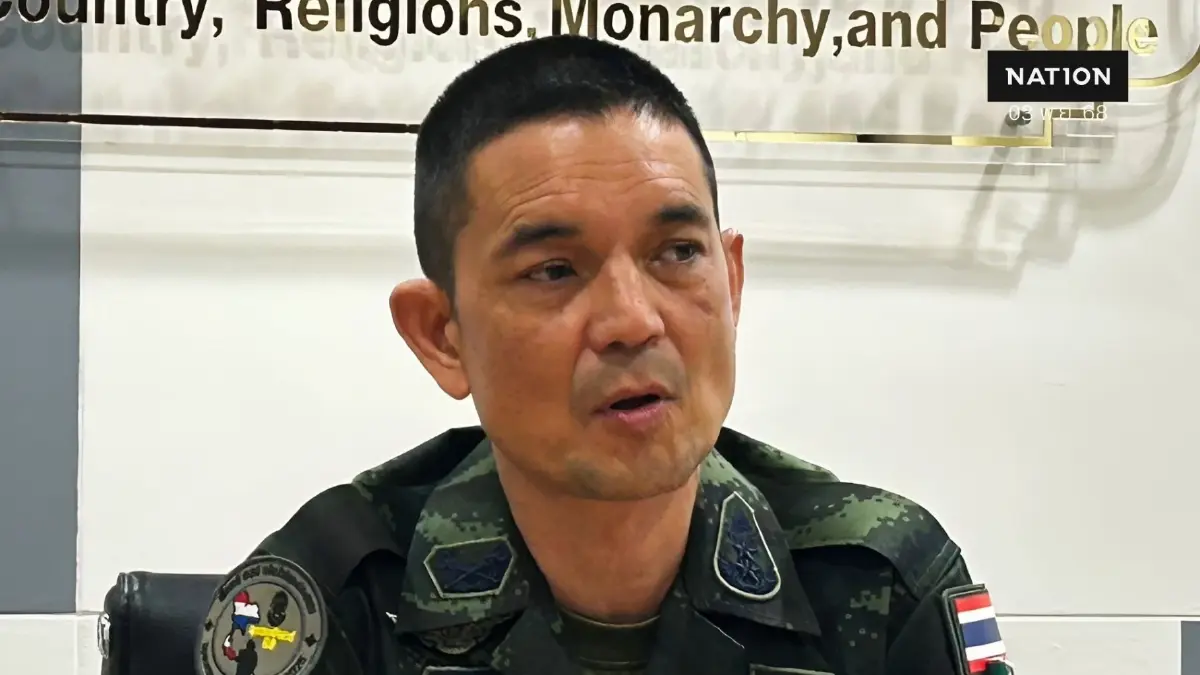 "กองทัพ" ขอประชาชนเชื่อมั่น แม้ต้อง "ถอนอาวุธหนัก" ออกจากพื้นที่ชายแดนตามข้อตกลง แต่ยังมี "อาวุธสนับสนุนระยะไกล" "กองทัพ" ขอประชาชนเชื่อมั่น แม้ต้อง "ถอนอาวุธหนัก" ออกจากพื้นที่ชายแดนตามข้อตกลง แต่ยังมี "อาวุธสนับสนุนระยะไกล"