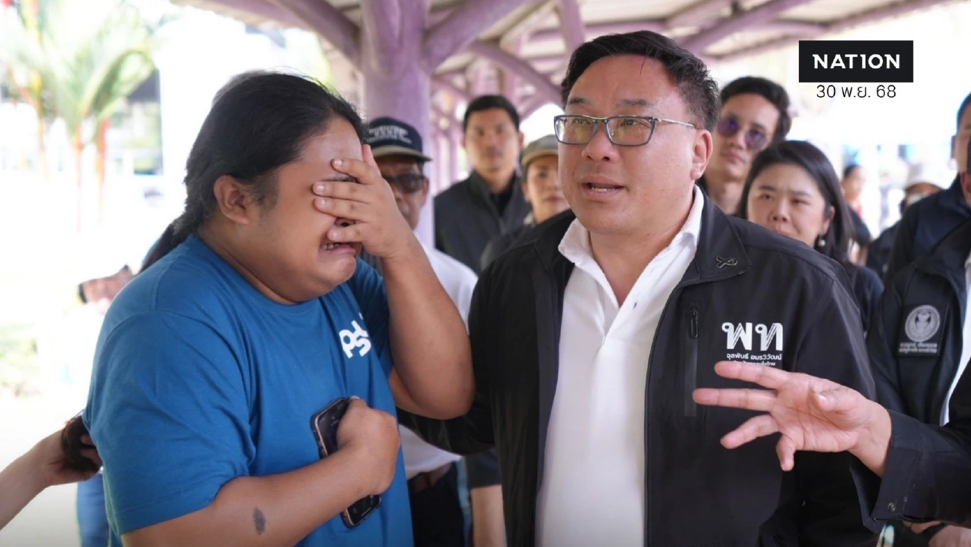 อึ้ง!โคลนท่วมหลังคา “จุลพันธ์” จี้รัฐบาลเร่งช่วยชาวบ้านล้าง