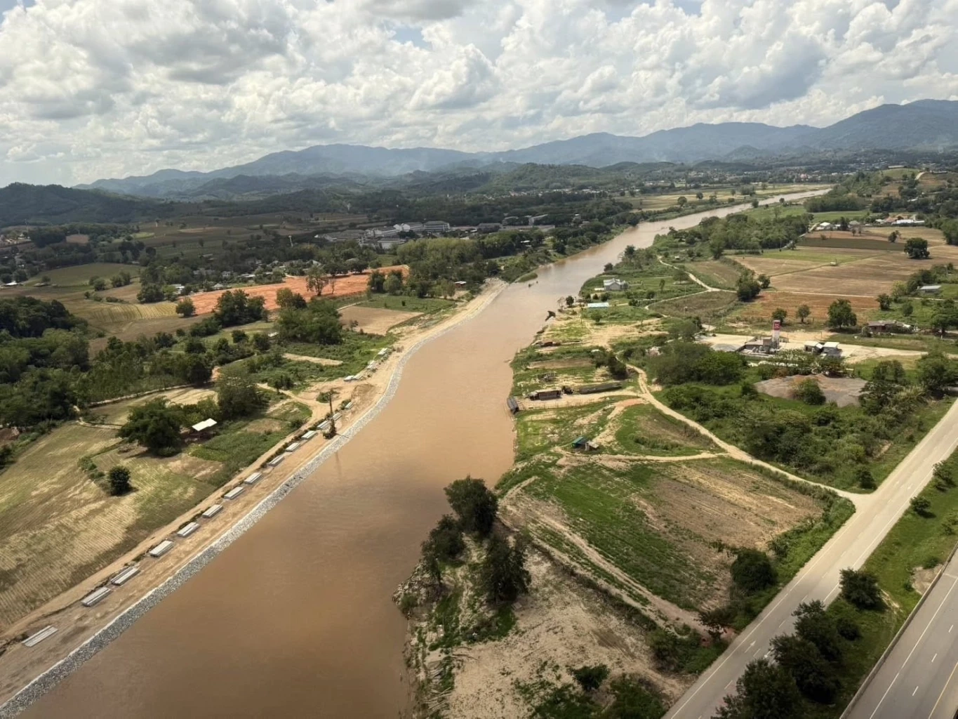 "สุชาติ"ยันรัฐบาลไม่ปรับค่ามาตรฐาน"สารหนู"เป็น 0.05 มก./ล