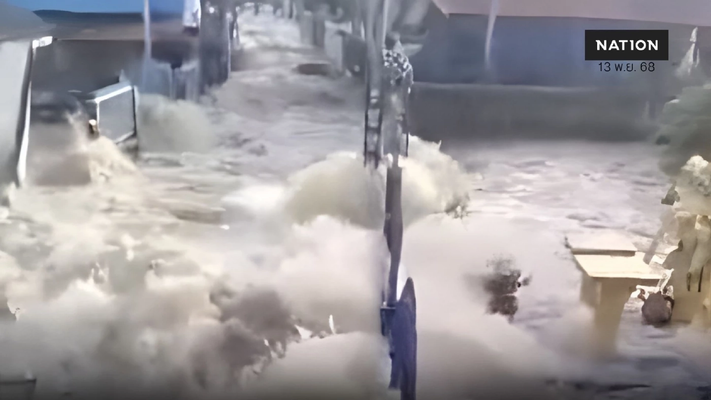 อัปเดตน้ำท่วมสิงห์บุรี คันดินแตก 2 จุด แจ้ง 11 ตำบล ขนของขึ้นที่สูง