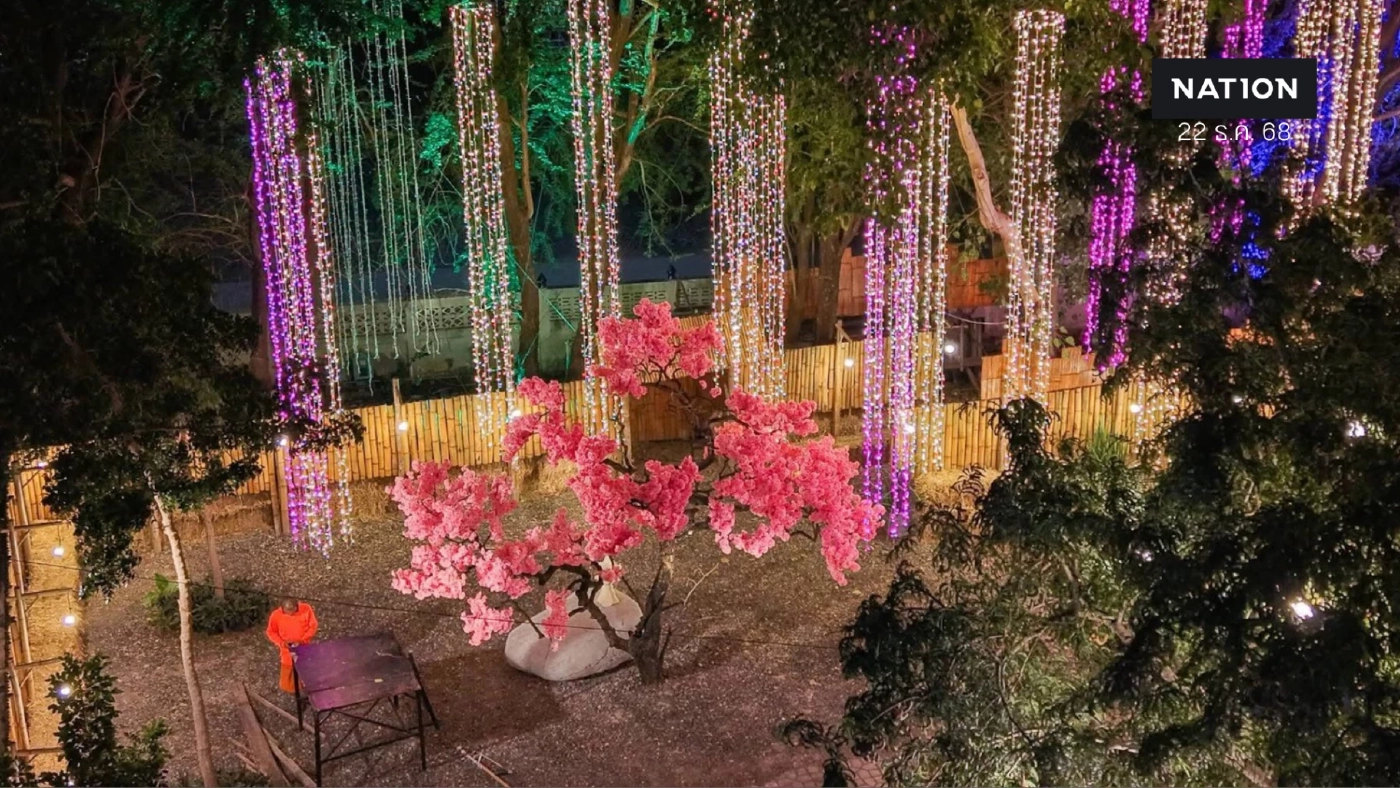 อลังการไฟล้านดวง! ชวนเที่ยวงาน ทำบุญ "วัดสระจันทร์" รับปีใหม่