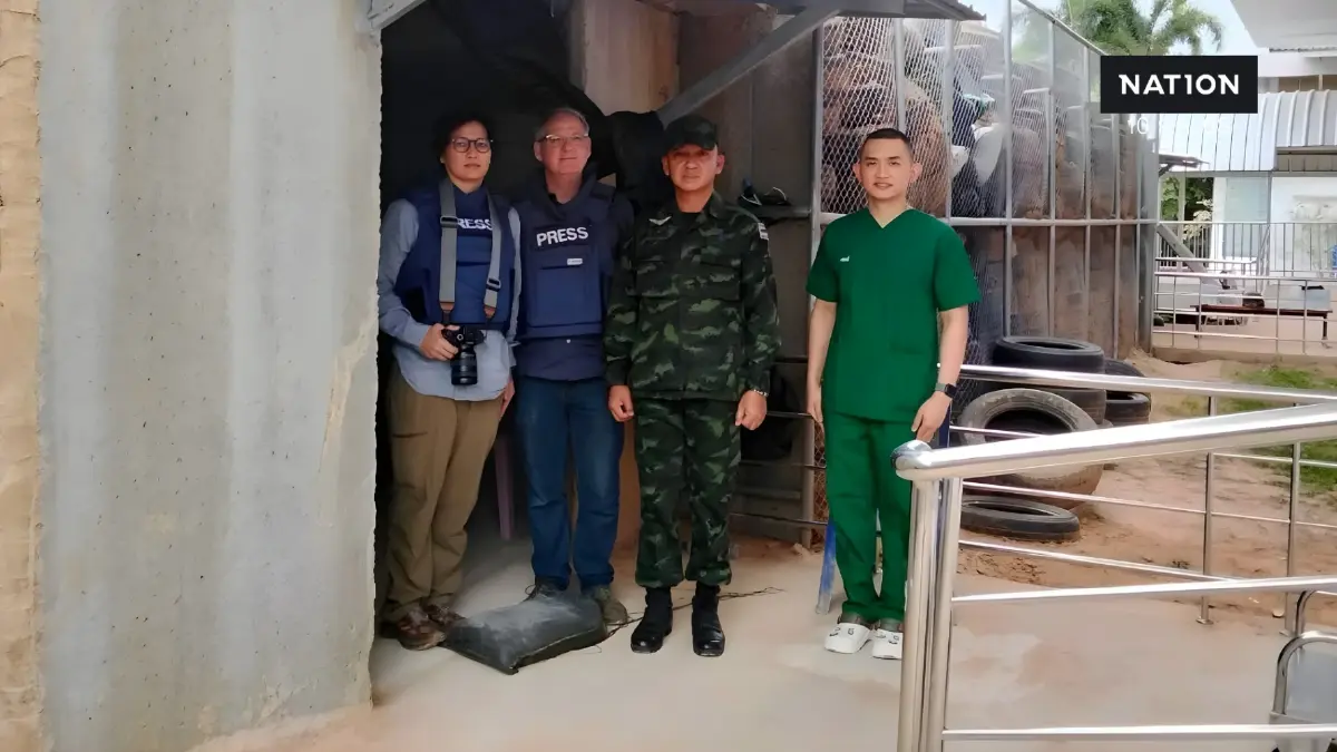 ทัพภาค 2 เดินเกมเร็ว พาสื่อ ตปท.ดู รพ.พนมดงรัก ที่โดน BM-21 ถล่ม