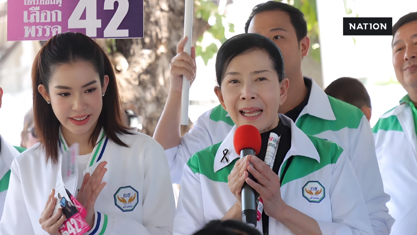 “ปวีณา” ลุยคลองเตย ช่วยผู้สมัครกล้าธรรม ย้ำนโยบายผู้สูงอายุ-เด็ก