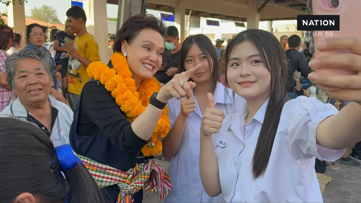 “ศุภจี” ขวัญใจ GenZ "อนุทิน“ ควงหาเสียงอุบลครั้งแรก ชาวบ้านกรี๊ดตลาดแตก “ศุภจี” ขวัญใจ GenZ "อนุทิน“ ควงหาเสียงอุบลครั้งแรก ชาวบ้านกรี๊ดตลาดแตก