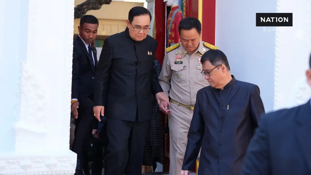 “ลุงตู่” ให้กำลังใจ “อนุทิน” แนะนำขอให้อดทน แก้ปัญหาชายแดน