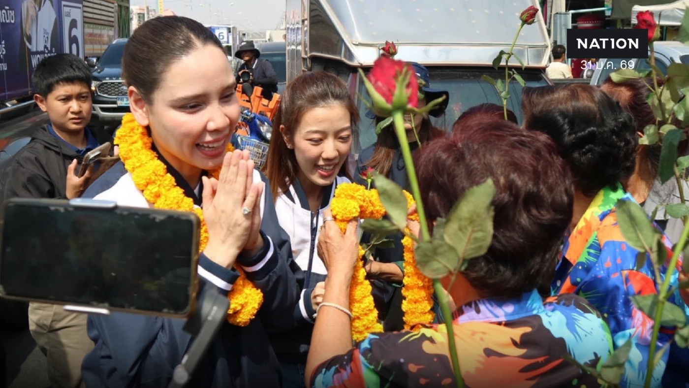 "ซาบีดา" ควง "มัลลิกา" ขอคะแนนเสียงชาวลพบุรีขอโอกาสทำงานต่อ