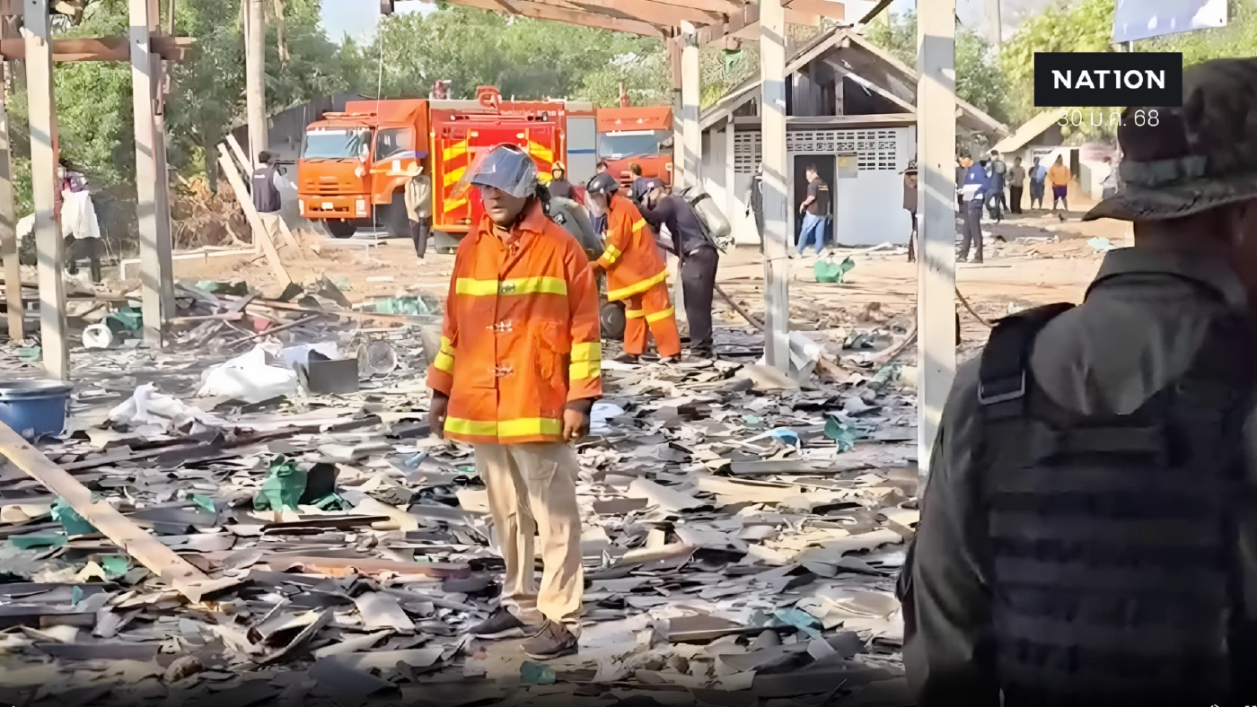 สยองซ้ำซาก! โรงงานประกอบพลุระเบิด มีผู้เสียชีวิต-เจ็บระนาว