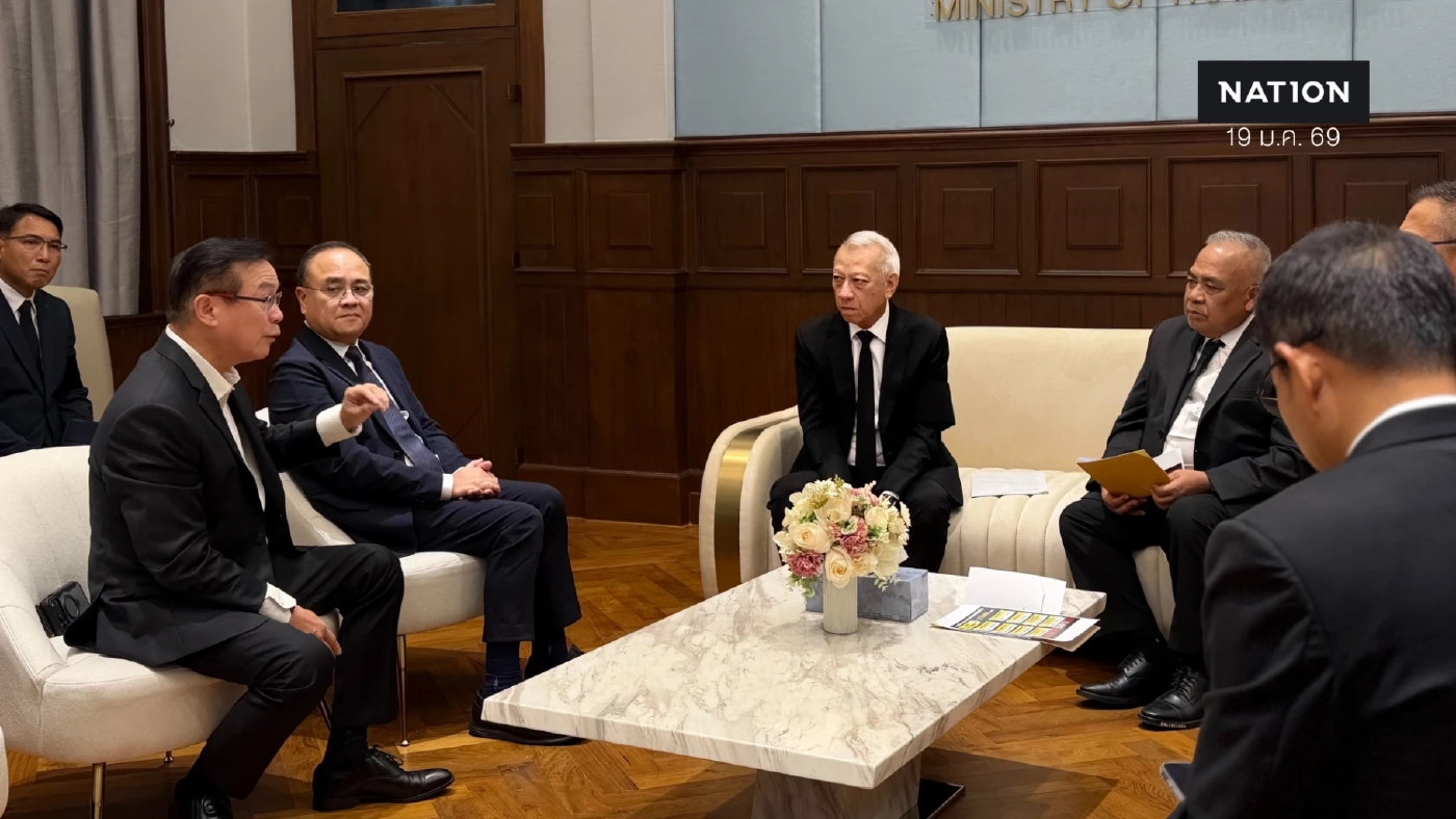 “พิพัฒน์” เร่งเยียวยาเครนถล่ม สั่งจ่ายทันที เสียชีวิตรายละล้าน