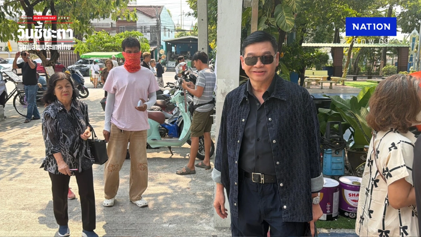 อธิบดีอัยการ “วัชรินทร์” ควงแม่ใช้สิทธิสายไหม เชื่อพรรคการเมืองยุคใหม่ไม่ล้มล้างการปกครอง