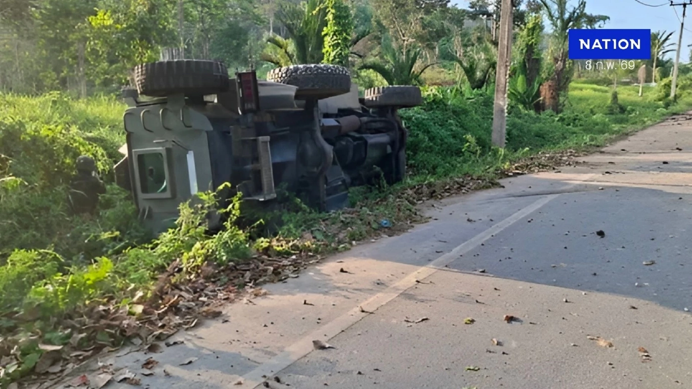 เปิดคลิป! บึ้มรถหุ้มเกราะ REVA เคลื่อนที่เร็ว ที่บันนังสตา จ.ยะลา กำลังพลบาดเจ็บ 1 นาย เปิดคลิป! บึ้มรถหุ้มเกราะ REVA เคลื่อนที่เร็ว ที่บันนังสตา จ.ยะลา กำลังพลบาดเจ็บ 1 นาย