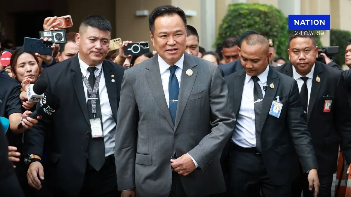 รวย 3.3 พันล้าน ลดลง 618 ล้าน บัญชีทรัพย์สิน “อนุทิน-คู่สมรส” รวย 3.3 พันล้าน ลดลง 618 ล้าน บัญชีทรัพย์สิน “อนุทิน-คู่สมรส”
