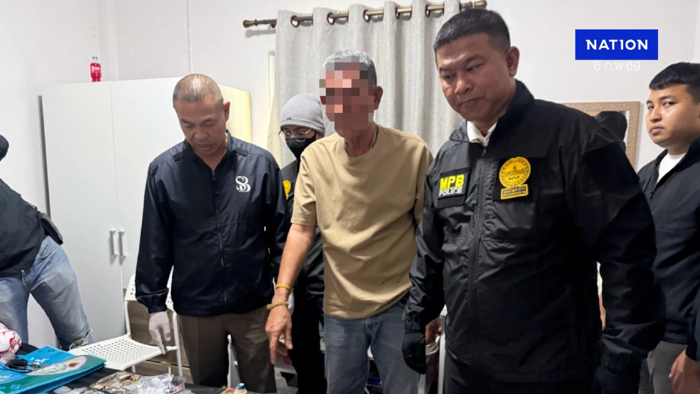 ภัยร้ายใกล้ตัว! รวบโจรมอมยา ชายวัย 84 ปี บนรถเมล์ สูญทรัพย์กว่า 2.5 แสนบาท