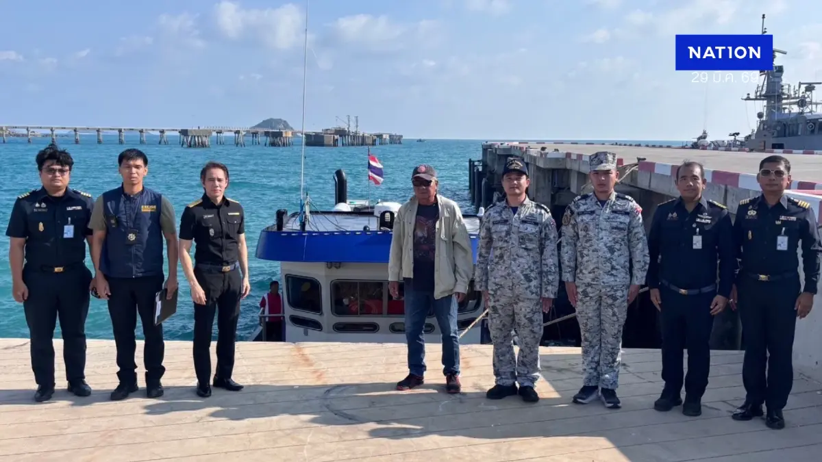 สรรพสามิตบูรณาการกองทัพเรือ จับกุมน้ำมันดีเซล 85,000 ลิตร ค่าปรับ 3.85 ล้านบาท