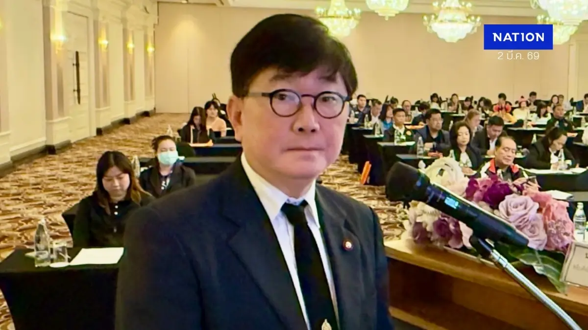 อธ.อัยการชื่นชมพ่อรักลูกถูกทาง เเจ้งตำรวจ จับลูกชายเสพ พกระเบิด อธ.อัยการชื่นชมพ่อรักลูกถูกทาง เเจ้งตำรวจ จับลูกชายเสพ พกระเบิด