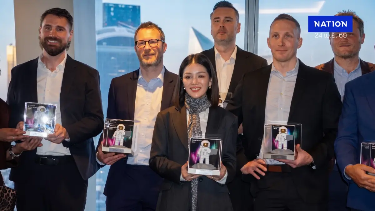 Liberator ผงาดคว้าอันดับ 1 โบรกเกอร์เอเชีย "มาดามเดียร์" บินรับรางวัล