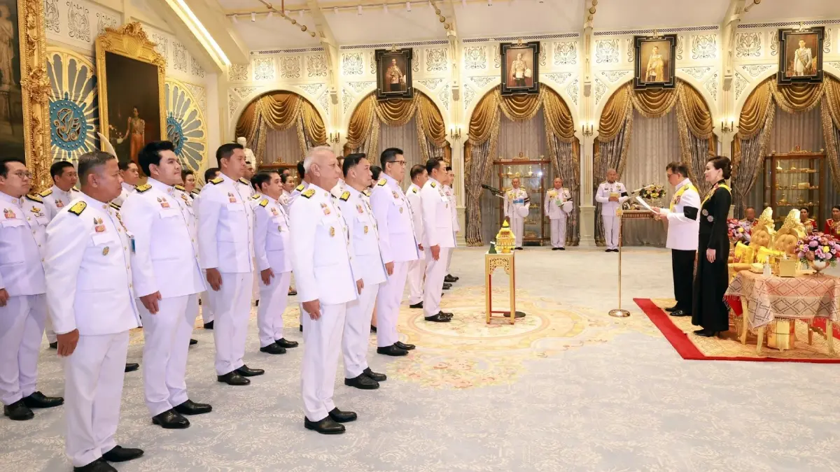 พระบาทสมเด็จพระเจ้าอยู่หัว พระราชทานพระราชดำรัส ในโอกาส ครม.เข้าเฝ้าฯถวายสัตย์ปฏิญาณ