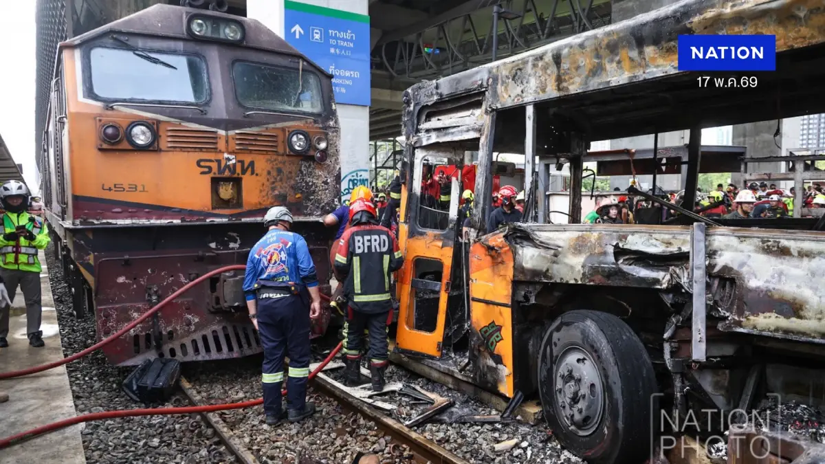 ย้อนรอยเหตุการณ์ "รถไฟชนรถโดยสาร" สู่เหตุสลด“แยกมักกะสัน”