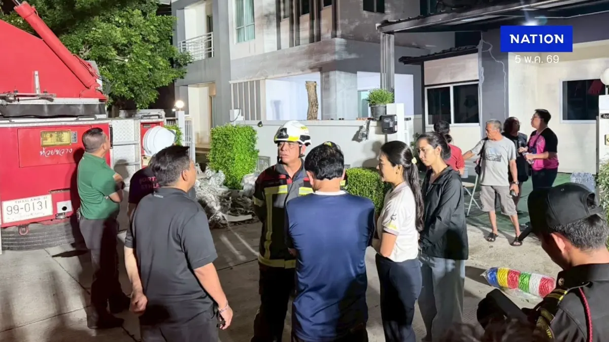 ลาดกระบังอ่วม! พายุถล่มบ้านเรือนเสียหายหนัก "ธีรรัตน์" รุดช่วยเหลือ-ประสาน "ชัชชาติ" เร่งเยียวยา