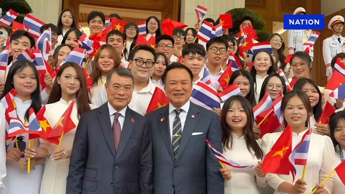 "ไทย–เวียดนาม" แน่นแฟ้น "2 นายกฯ" นำทีมคณะใหญ่หารือรอบด้าน กระชับความมั่นคง-เศรษฐกิจอาเซียน (มีคลิป)
