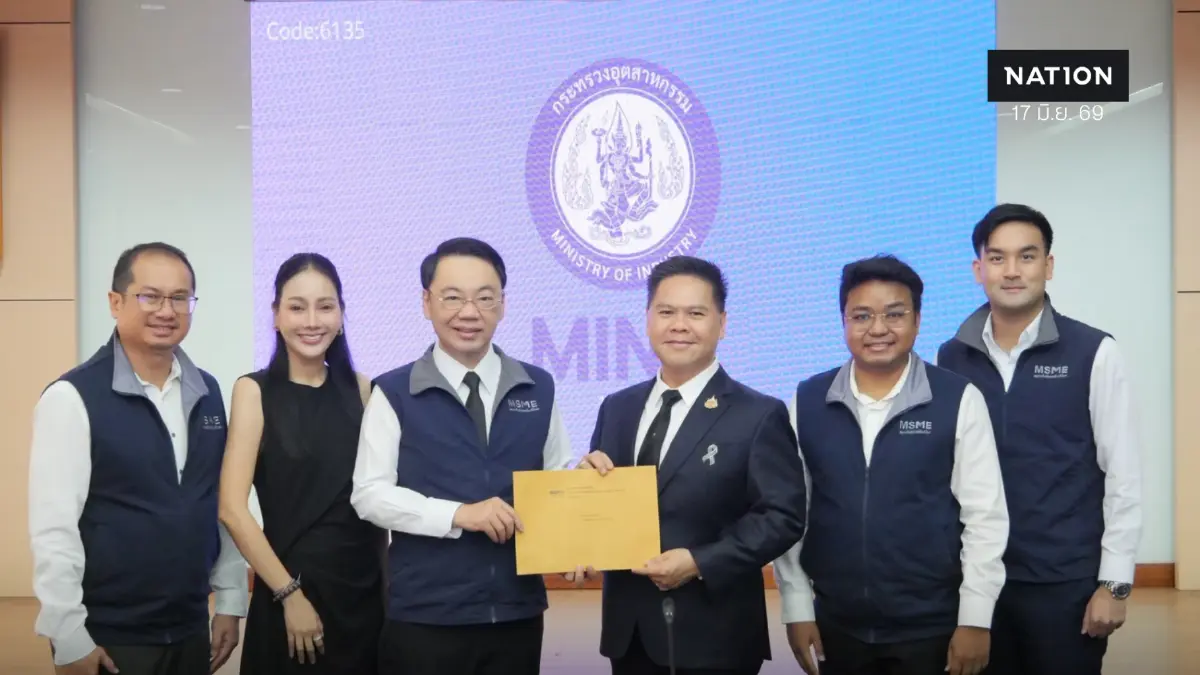 สมาพันธ์ SME ไทย ชงกระทรวงอุตฯ เร่ง 5 มาตรการ สร้างแต้มต่อคนตัวเล็ก สมาพันธ์ SME ไทย ชงกระทรวงอุตฯ เร่ง 5 มาตรการ สร้างแต้มต่อคนตัวเล็ก