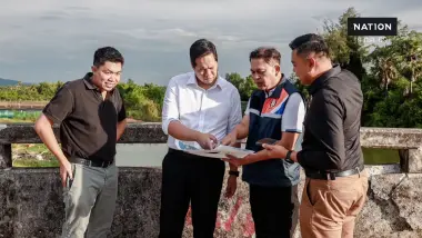 สรรเพชญ ลุยขุดลอกคลองอู่ตะเภา หาดใหญ่ รับมือน้ำท่วมจากมรสุม สรรเพชญ ลุยขุดลอกคลองอู่ตะเภา หาดใหญ่ รับมือน้ำท่วมจากมรสุม