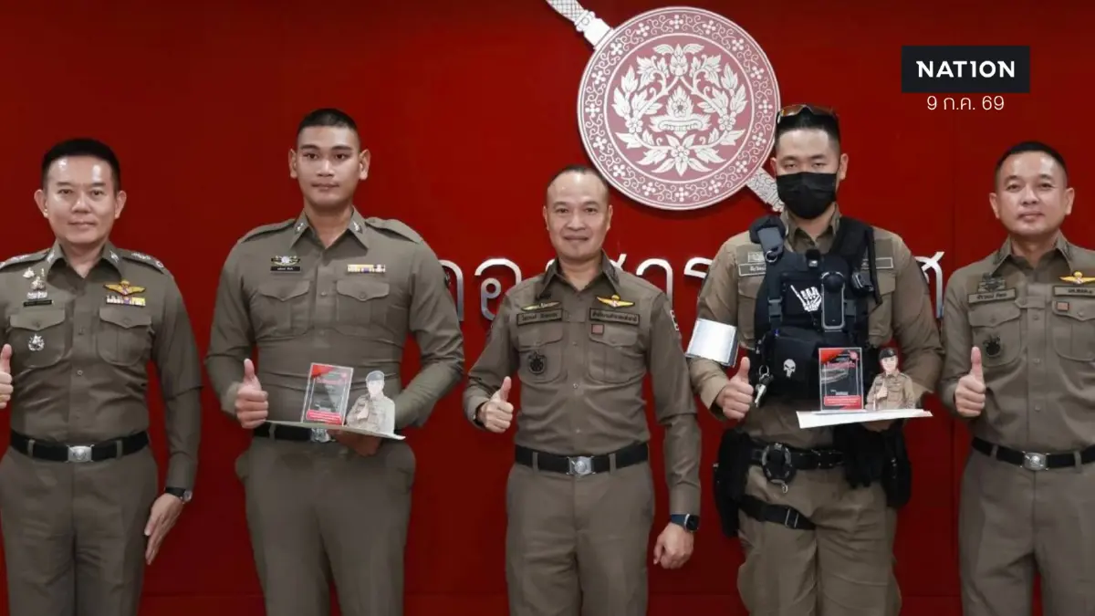 ตร.มอบรางวัลโฆษกยกนิ้ว ดึง 9 ตำรวจอินฟลูฯ สื่อสารเตือนภัยออนไลน์ ตร.มอบรางวัลโฆษกยกนิ้ว ดึง 9 ตำรวจอินฟลูฯ สื่อสารเตือนภัยออนไลน์