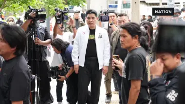 "ธรรมนัส" ส่ง "ธนกฤต" ลุยตรวจไฟไหม้โรงเบียร์ลาดพร้าว ดับ 30 ราย