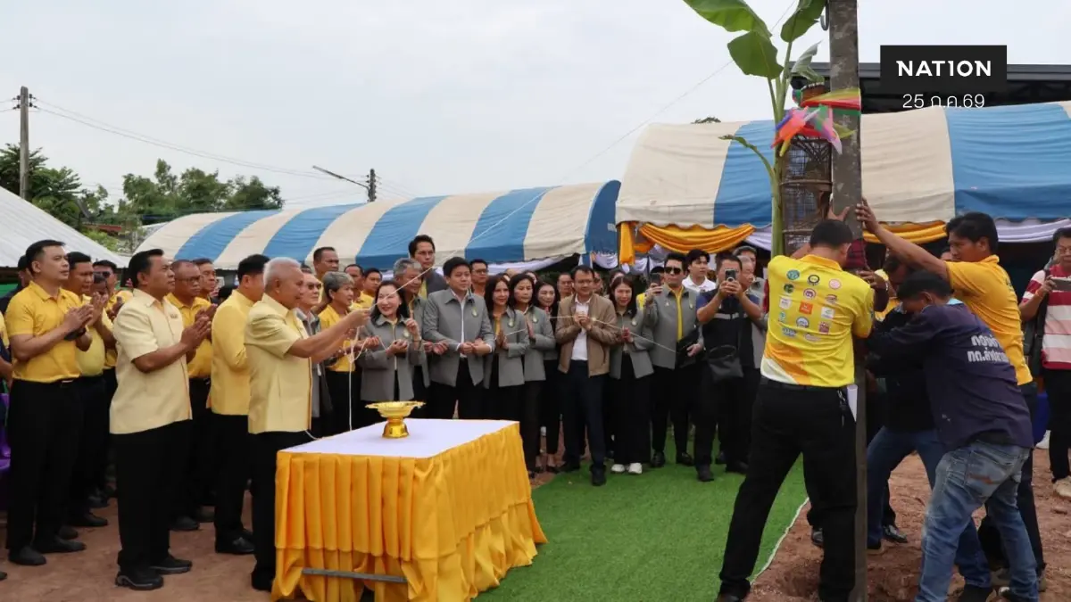 โสภณ ผนึก สมาคมแห่งสถาบันพระปกเกล้า สร้างบ้านให้ผู้ยากไร้ 10 หลัง โสภณ ผนึก สมาคมแห่งสถาบันพระปกเกล้า สร้างบ้านให้ผู้ยากไร้ 10 หลัง