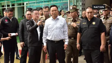 "อนุทิน" สั่งฟัน "ฉลอง เรี่ยวแรง" พกปืนมีทะเบียนก็ไม่มีข้อยกเว้น
