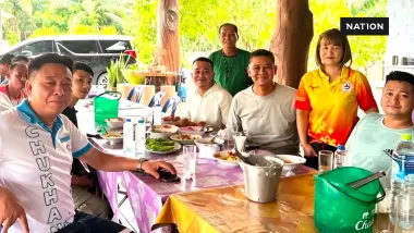 สยบดรามา! “ชัยชนะ” โพสต์ภาพกินข้าวกับ “รอง ผกก.ทุ่งใหญ่” ย้ำมิตรภาพยืนยาวมั่นคง (มีคลิป)
