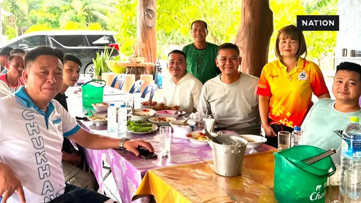 สยบดรามา! “ชัยชนะ” โพสต์ภาพกินข้าวกับ “รอง ผกก.ทุ่งใหญ่” ย้ำมิตรภาพยืนยาวมั่นคง (มีคลิป) สยบดรามา! “ชัยชนะ” โพสต์ภาพกินข้าวกับ “รอง ผกก.ทุ่งใหญ่” ย้ำมิตรภาพยืนยาวมั่นคง (มีคลิป)