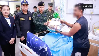 "แม่ทัพ 4" รุดเยี่ยม "เหยื่อความรุนแรงภาคใต้" ลั่นความปลอดภัยประชาชนคือภารกิจสำคัญ