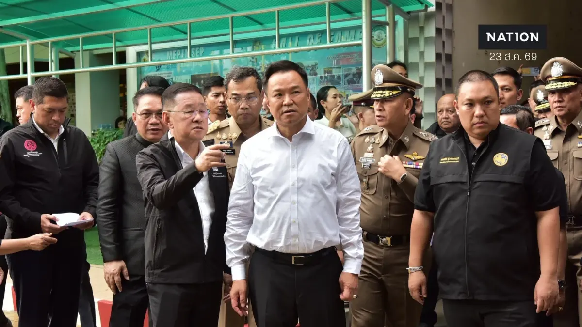 ด่วน! "นายกฯ" เรียกด่วนฝ่ายความมั่นคงถกปม "ป่วนใต้ 51 จุด" ก่อนบินด่วนลุย "น้ำท่วมน่าน" ด่วน! "นายกฯ" เรียกด่วนฝ่ายความมั่นคงถกปม "ป่วนใต้ 51 จุด" ก่อนบินด่วนลุย "น้ำท่วมน่าน"