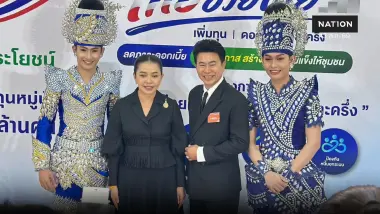 รมต.สำนักนายกฯ ชู "ระเบียบวาทะศิลป์" ต้นแบบ กทบ.พ้นหนี้สู่ศิลปิน