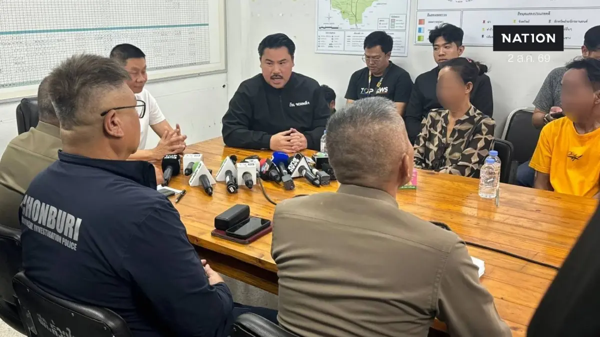 "กัน จอมพลัง" พา "ญาติ 3 พ่อแม่ลูก" บุกถามตำรวจคาใจละเลย "คดีคนหาย" ท้า "องค์กรสิทธิฯ" รับตัว "นักโทษคดีอุกฉกรรจ์" ไปดูแลความประพฤติ