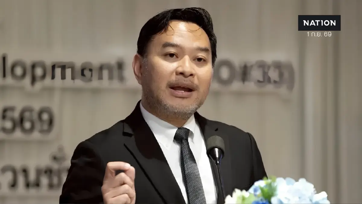 "หมอเอก" ปัดนั่งโฆษกรัฐบาล ย้ำรอมติ ครม. จ่อสลับ "รัชดา" "หมอเอก" ปัดนั่งโฆษกรัฐบาล ย้ำรอมติ ครม. จ่อสลับ "รัชดา"