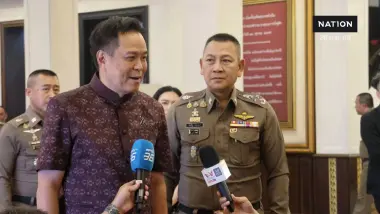 “อนุทิน” ยันไม่สร้างภาพลุยน้ำหาผู้ประสบภัย ชม ตร.ทั่วประเทศเสียสละช่วยน้ำท่วม