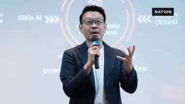 วิกฤตไฟฟ้าสะอาด! "วีระยุทธ" ชี้เปลี่ยนผ่าน "พลังงาน" ไม่ใช่แค่เพิ่ม "EV-โซลาร์" ต้องกล้าลด "พลังงานฟอสซิล"