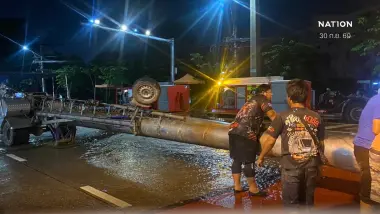 “สส.อยุธยา” ขน "ท่อซิ่ง" เข้ากรุงเทพฯ สมทบ กทม.กู้แฟลตคลองจั่น “สส.อยุธยา” ขน "ท่อซิ่ง" เข้ากรุงเทพฯ สมทบ กทม.กู้แฟลตคลองจั่น