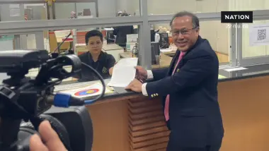 "หมอตุลย์" บุกจี้ "กกต." ทบทวนมติ "ฮั้ว สว." ฟัน 229 ราย พร้อมเอาผิด "3 พยานกลับคำให้การ"
