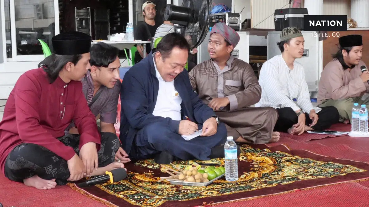 'ทวี' ร่วมงานเมาลิดไรเดอร์ 3 จังหวัด ดัน พ.ร.บ.คุ้มครองแรงงานแพลตฟอร์ม 'ทวี' ร่วมงานเมาลิดไรเดอร์ 3 จังหวัด ดัน พ.ร.บ.คุ้มครองแรงงานแพลตฟอร์ม