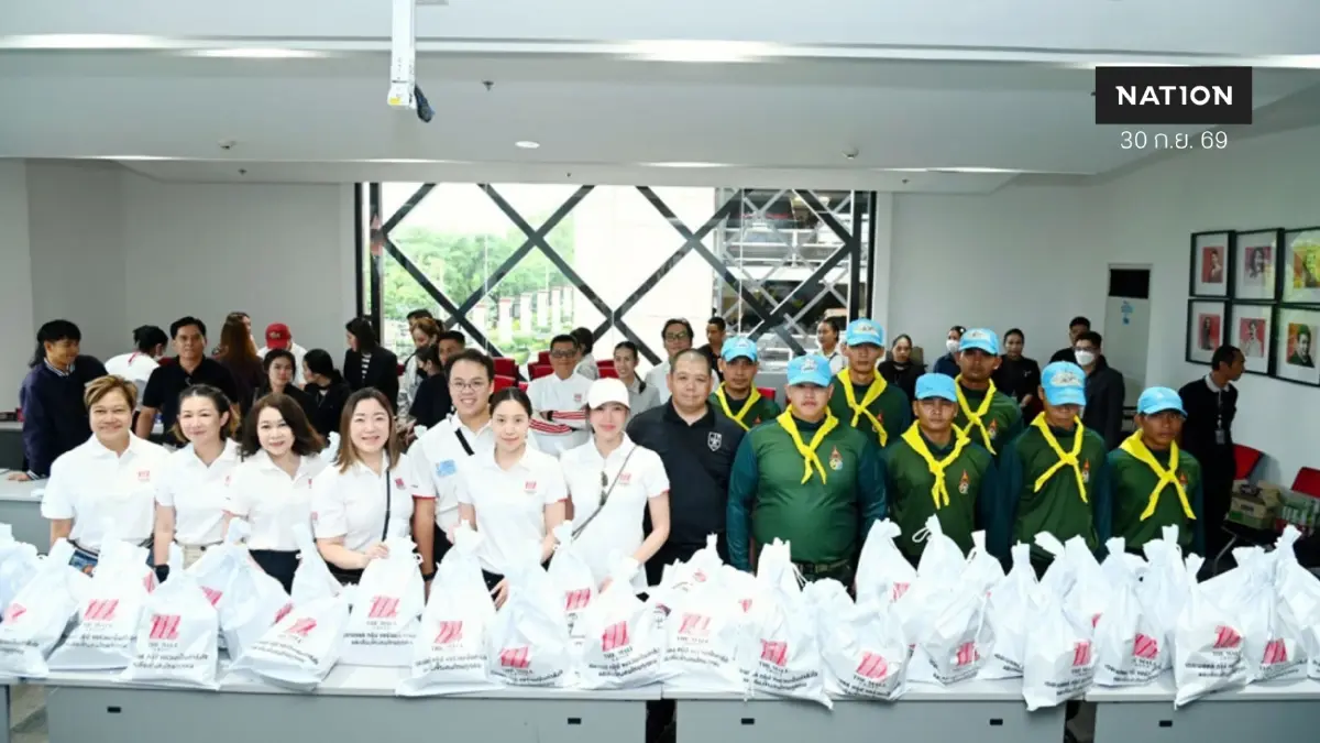กองทัพบก–เดอะมอลล์ กรุ๊ป ผนึกกำลังช่วยเหลือผู้ประสบอุทกภัยในพื้นที่บางกะปิ ร่วมส่งต่อความช่วยเหลือ บรรเทาความเดือดร้อนประชาชนในชุมชนแฟลตคลองจั่น กองทัพบก–เดอะมอลล์ กรุ๊ป ผนึกกำลังช่วยเหลือผู้ประสบอุทกภัยในพื้นที่บางกะปิ ร่วมส่งต่อความช่วยเหลือ บรรเทาความเดือดร้อนประชาชนในชุมชนแฟลตคลองจั่น