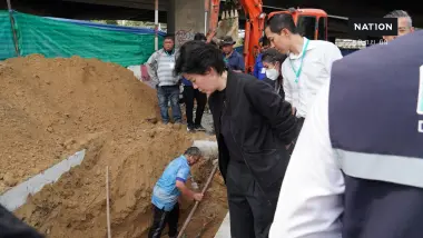 อกนัฏ สั่งขุด 24 ชม. ลุยหาต้นตอน้ำมันรั่ว ถนนเชื้อเพลิง