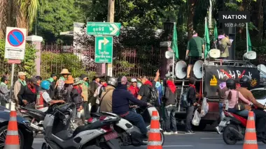 "สมัชชาคนจน" ผนึกม็อบต้าน IMF เคลื่อนขบวนมุ่งศูนย์สิริกิติ์ ยื่น 6 ข้อเรียกร้อง