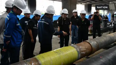 มั่นใจไร้รั่วซ้ำ! “โอ๋ สุดซอย” ลุยเช็กระบบ "ท่อน้ำมันรั่วพระราม 3" ห้ามเปิดใช้จนกว่าจะปลอดภัย