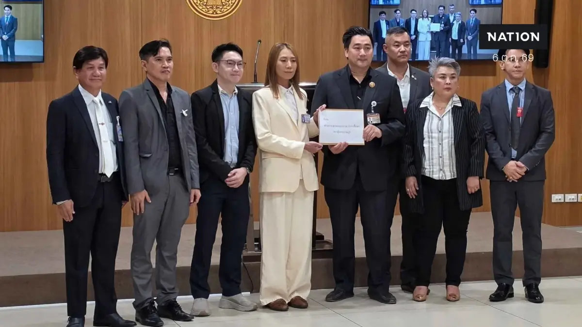 "รสรินทร์" ทวงงบฟื้นสะพานผาเต่า อุตรดิตถ์ พายุซัดขาดสูญ 13 ล้าน "รสรินทร์" ทวงงบฟื้นสะพานผาเต่า อุตรดิตถ์ พายุซัดขาดสูญ 13 ล้าน