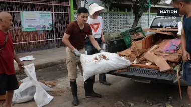 “ปิยรัฐ – ชุมพล” พรรคประชาชน ลุยภารกิจ "ธานอส" เคลียร์ขยะที่เคหะร่มเกล้า